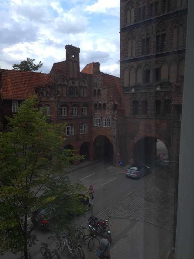 Altstadthotel Zum Goldenen Anker Lubeca Exterior foto