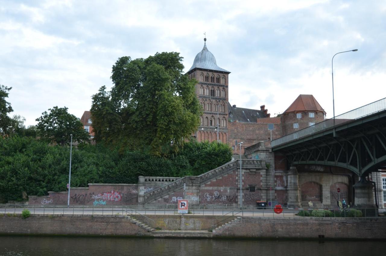 Altstadthotel Zum Goldenen Anker Lubeca Exterior foto